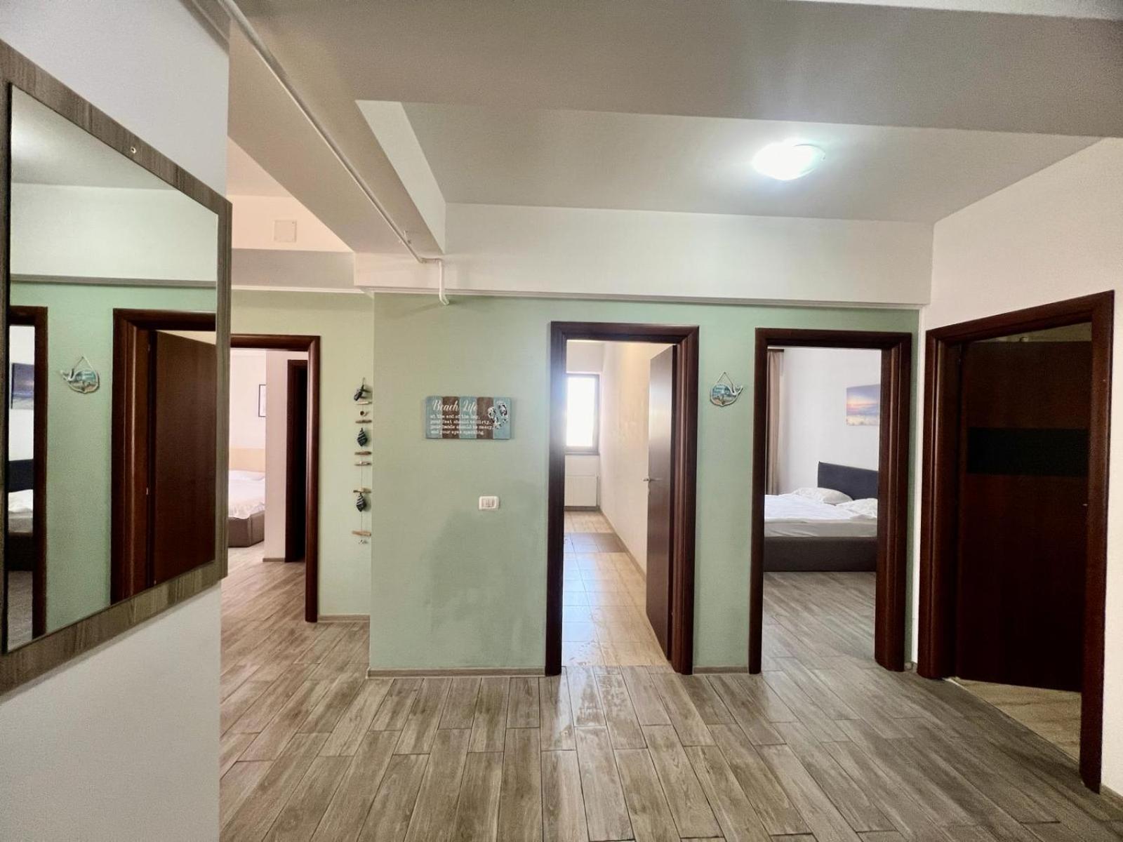 Summerland Apartmants Mamaia Nord Lägenhet Exteriör bild